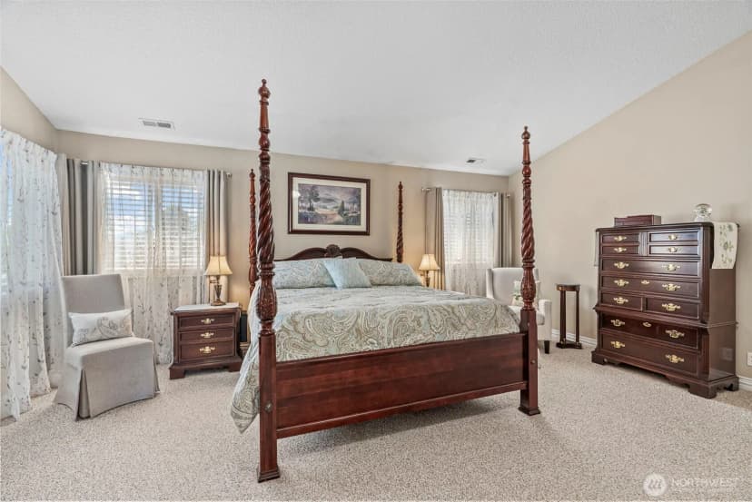 Property photo for 564 E 15th Circle, La Center photo 27