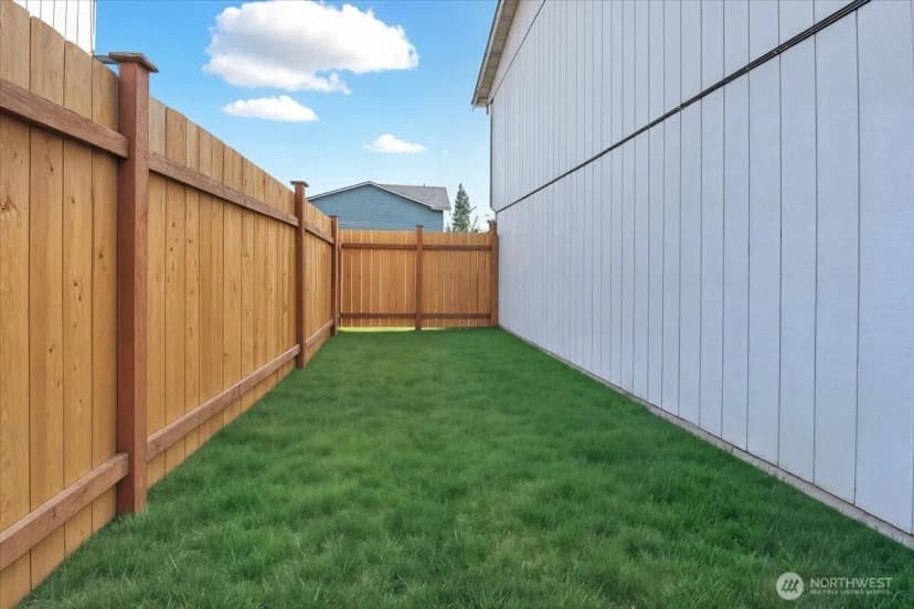 Property photo for 16410 44th Avenue E, Tacoma photo 24
