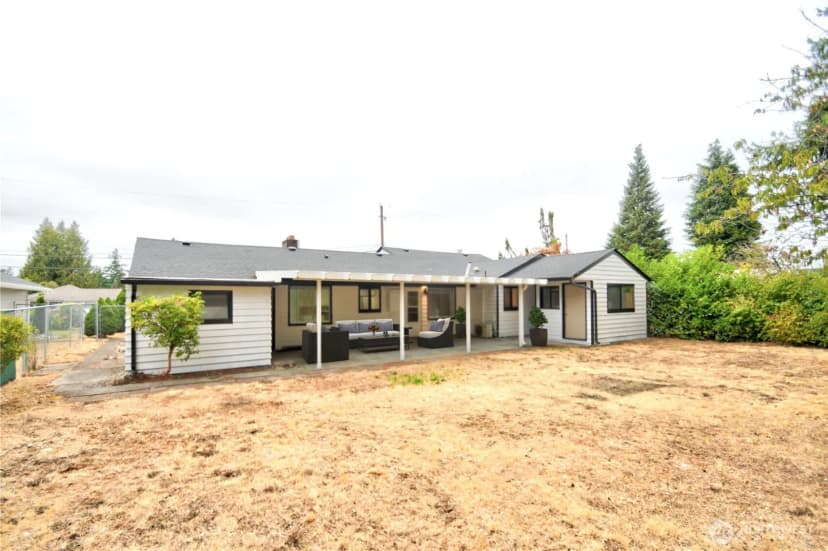 Property photo for 10809 Villa Ln Sw, Lakewood photo 28