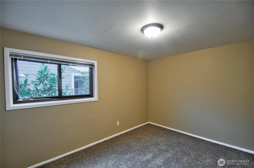Property photo for 10809 Villa Ln Sw, Lakewood photo 19