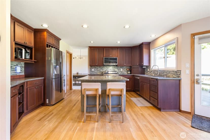 Property photo for 5330 Bel West Drive, Bellingham photo 8