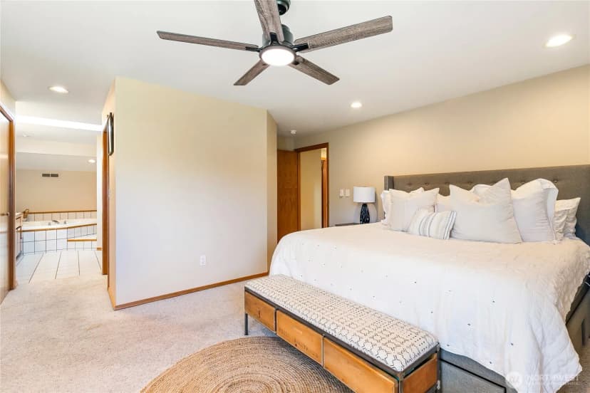 Property photo for 5330 Bel West Drive, Bellingham photo 18