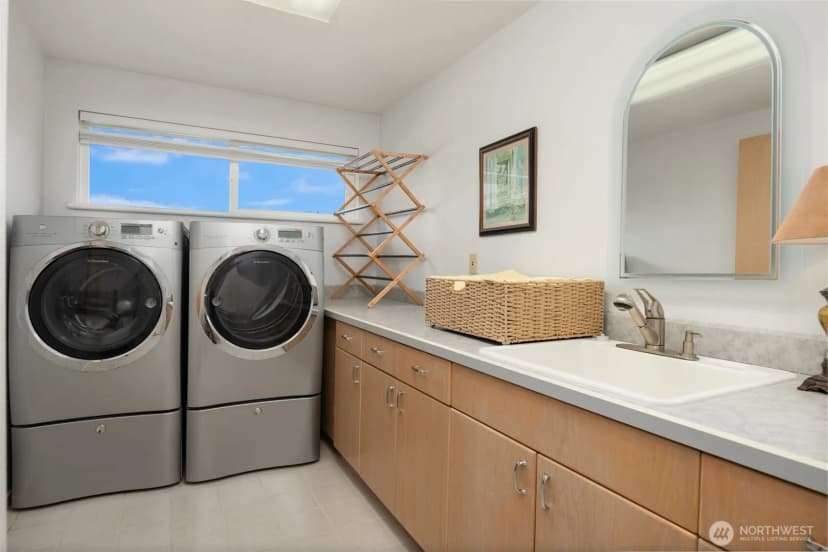 Property photo for 1611 Lowama Lane Ne, Tacoma photo 23