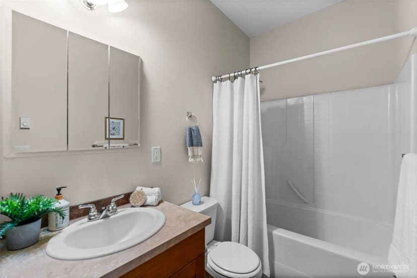 Property photo for 606 7th Lane, Fox Island photo 35