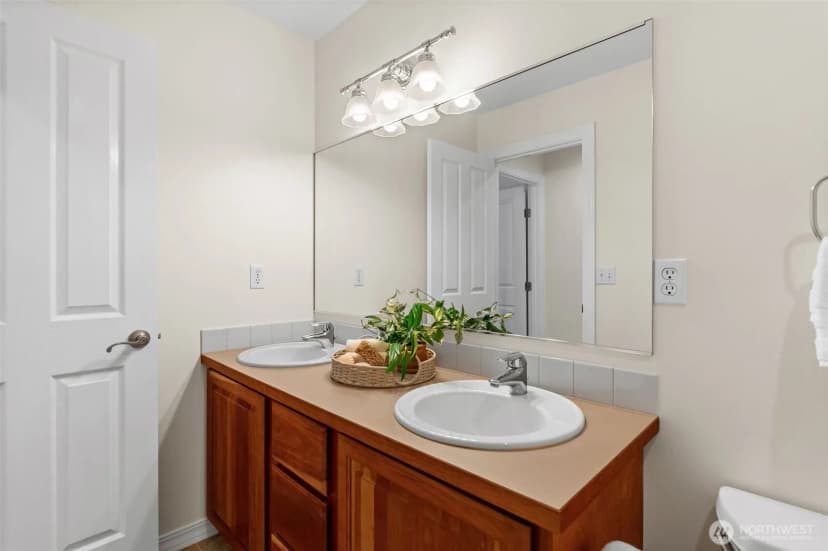 Property photo for 606 7th Lane, Fox Island photo 25