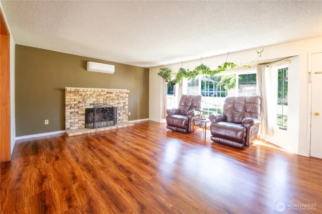 Property photo for 4809 197th Place Ne, Arlington photo 4