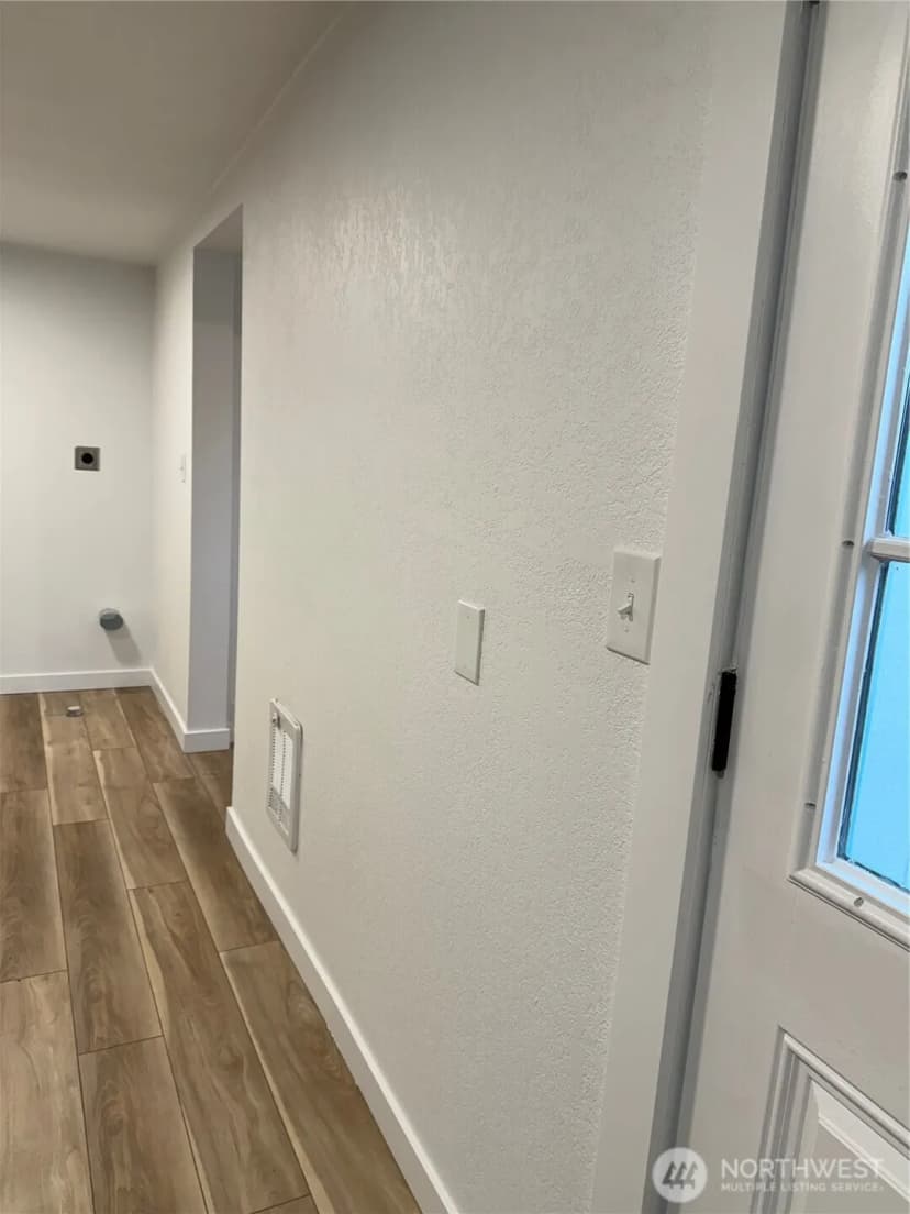 Property photo for 1416 Washington Avenue S, Long Beach photo 26