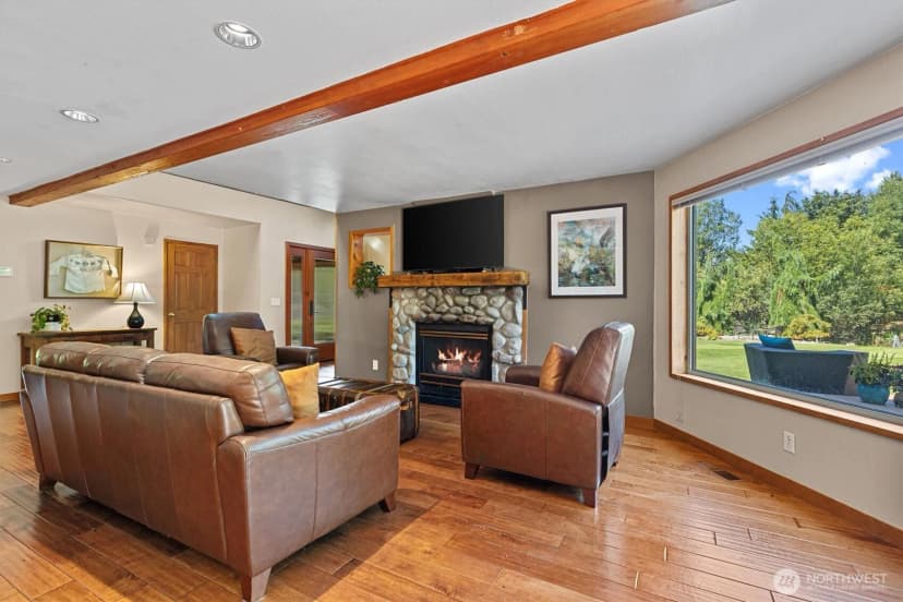 Property photo for 10519 196th Street Se, Snohomish photo 6