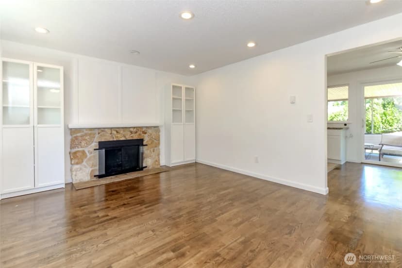 Property photo for 11513 107th Street Sw, Tacoma photo 3