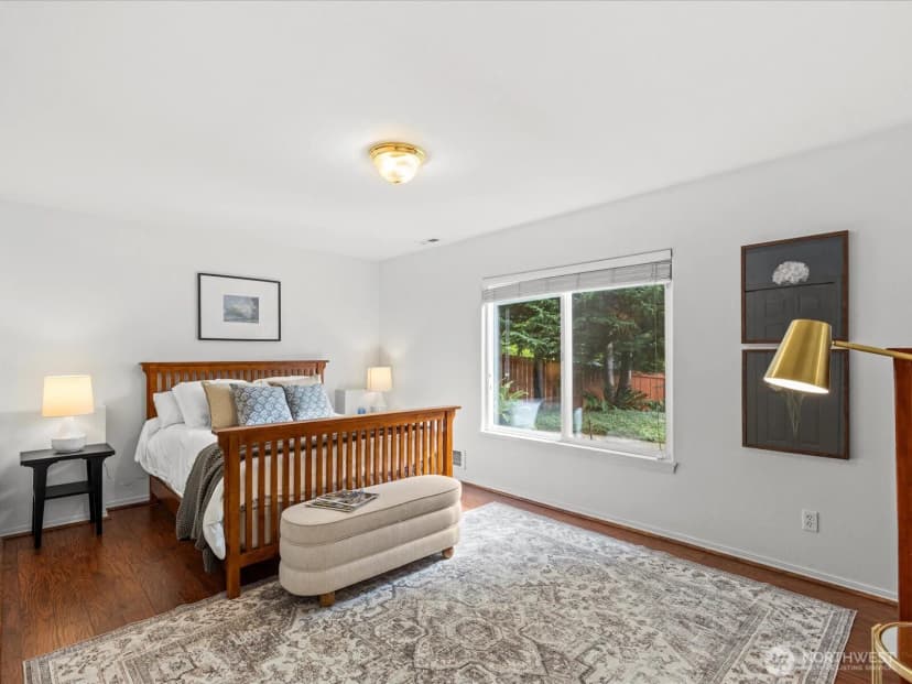 Property photo for 9206 Ne 126th Place, Kirkland photo 22