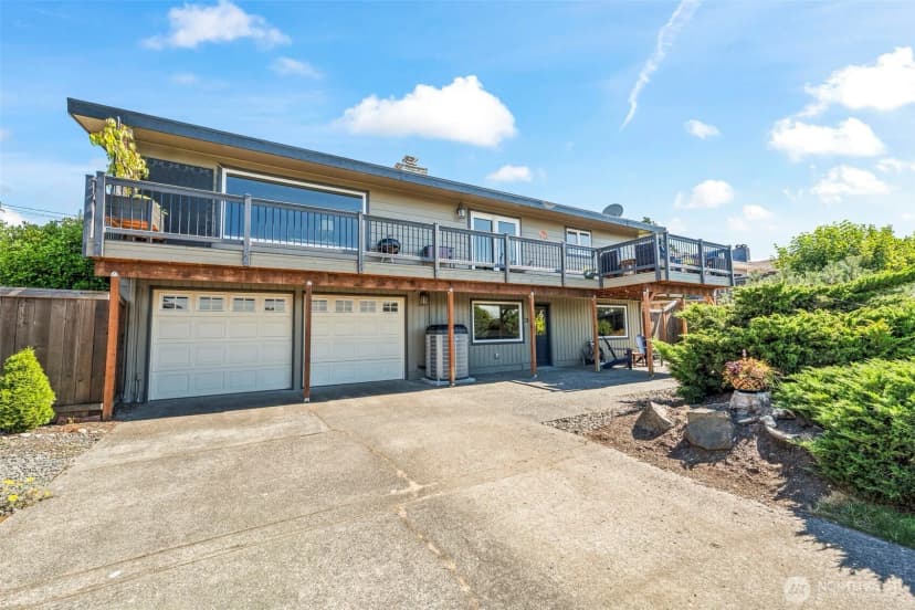 Property photo for 1760 N James Street, Tacoma photo 2