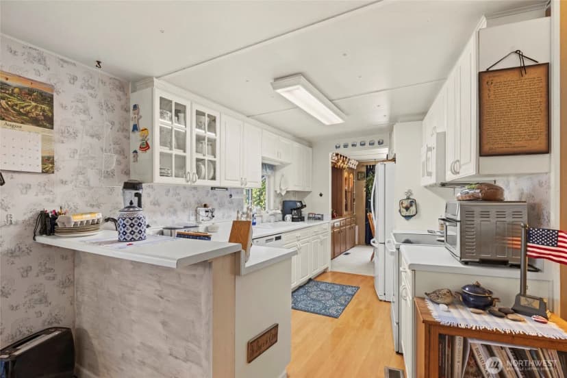 Property photo for 3167 Hunt Road, Oak Harbor photo 5