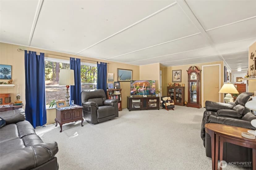 Property photo for 3167 Hunt Road, Oak Harbor photo 13