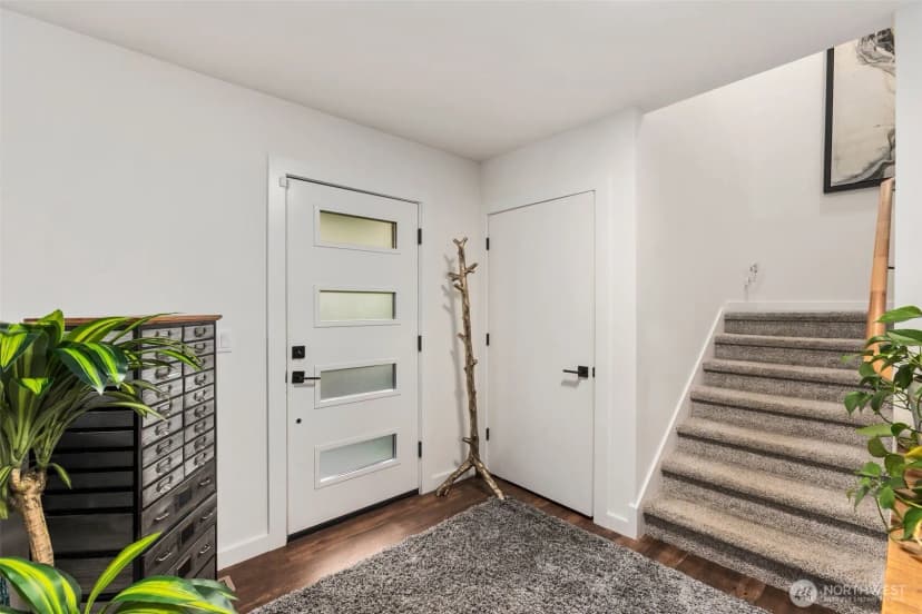 Property photo for 6358 Delridge Way Sw, Seattle photo 4