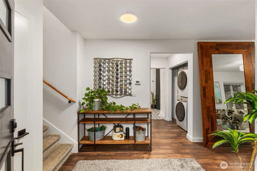 Property photo for 6358 Delridge Way Sw, Seattle photo 3