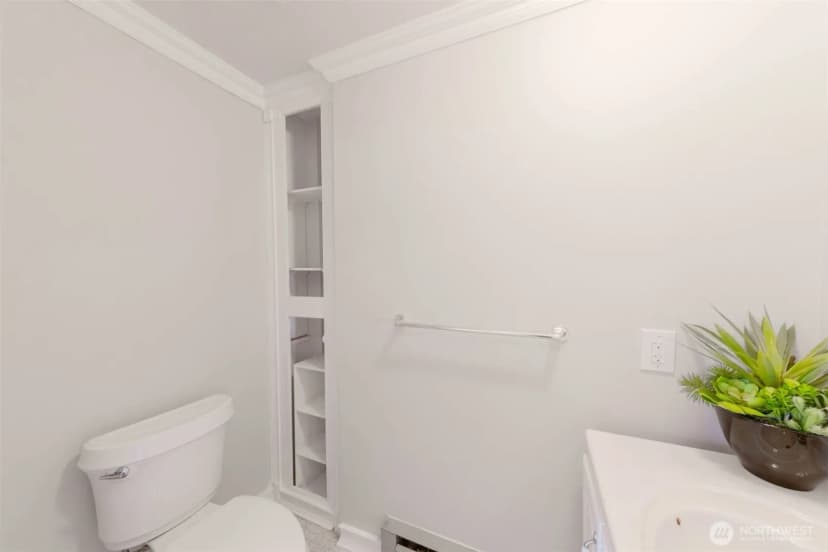 Property photo for 695 Dugualla Road, Oak Harbor photo 14
