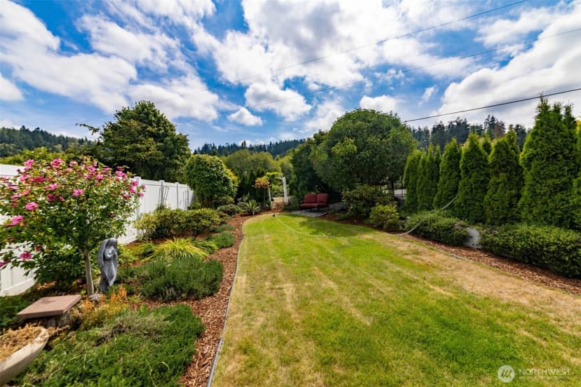 Property photo for 695 Dugualla Road, Oak Harbor photo 33