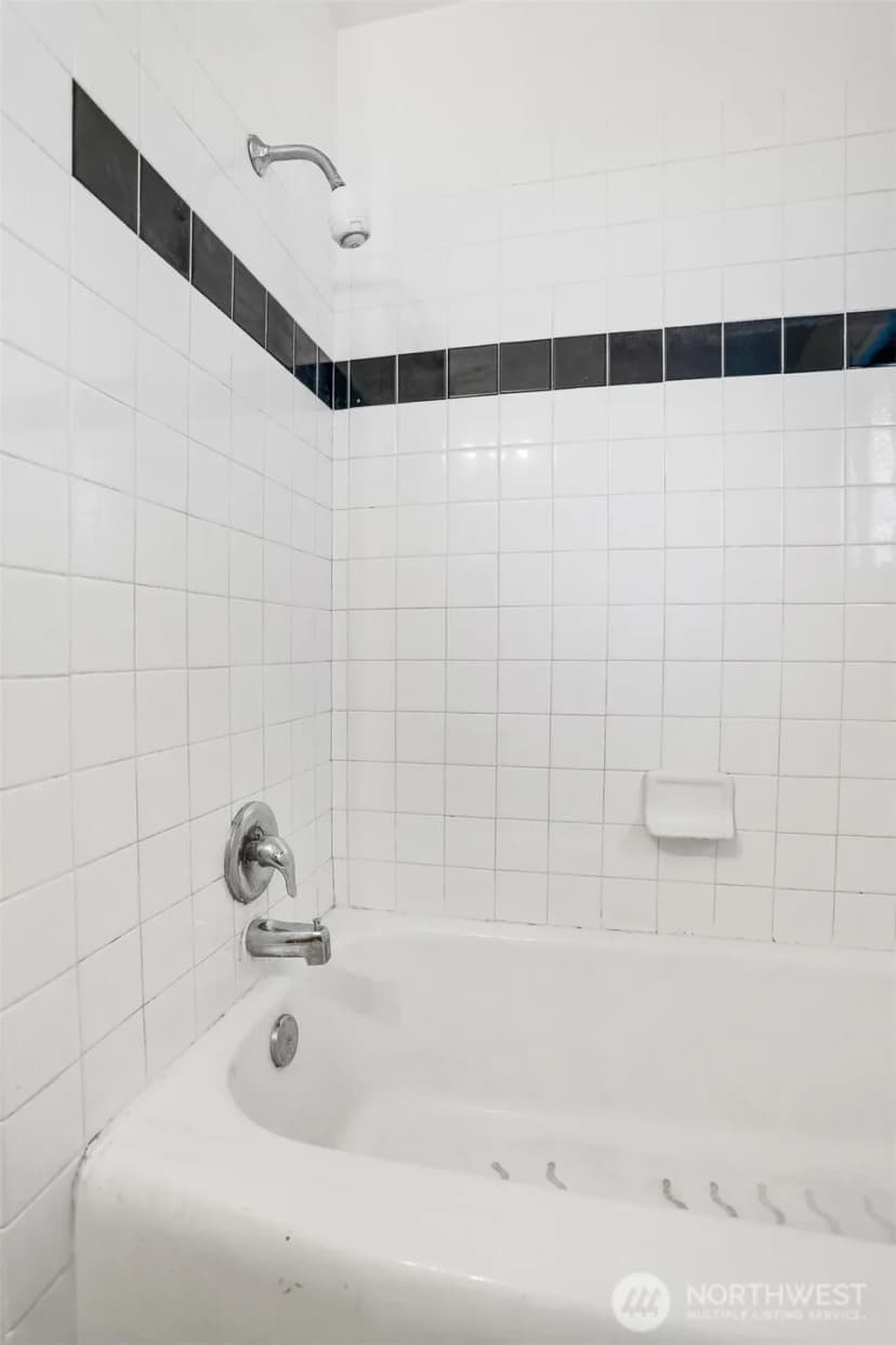 Property photo for 5626 Beverly Lane, Everett photo 18