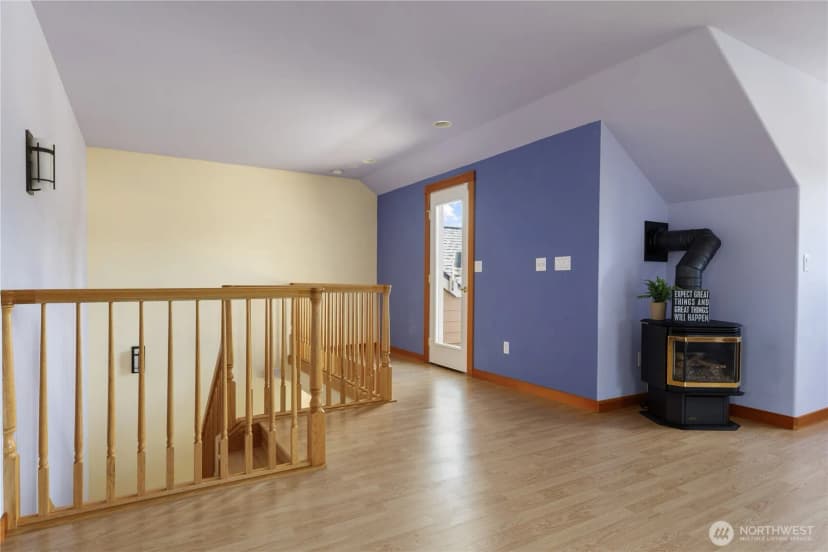 Property photo for 1947 Ficrest Avenue, Coupeville photo 32