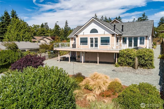 Property photo for 1947 Ficrest Avenue, Coupeville