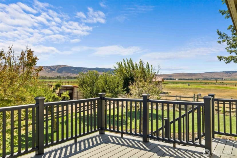 Property photo for 1011 Hanson Road, Ellensburg photo 22