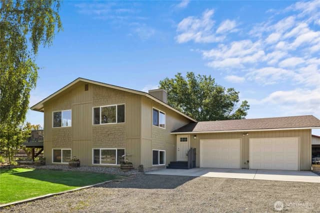 Property photo for 1011 Hanson Road, Ellensburg photo 2