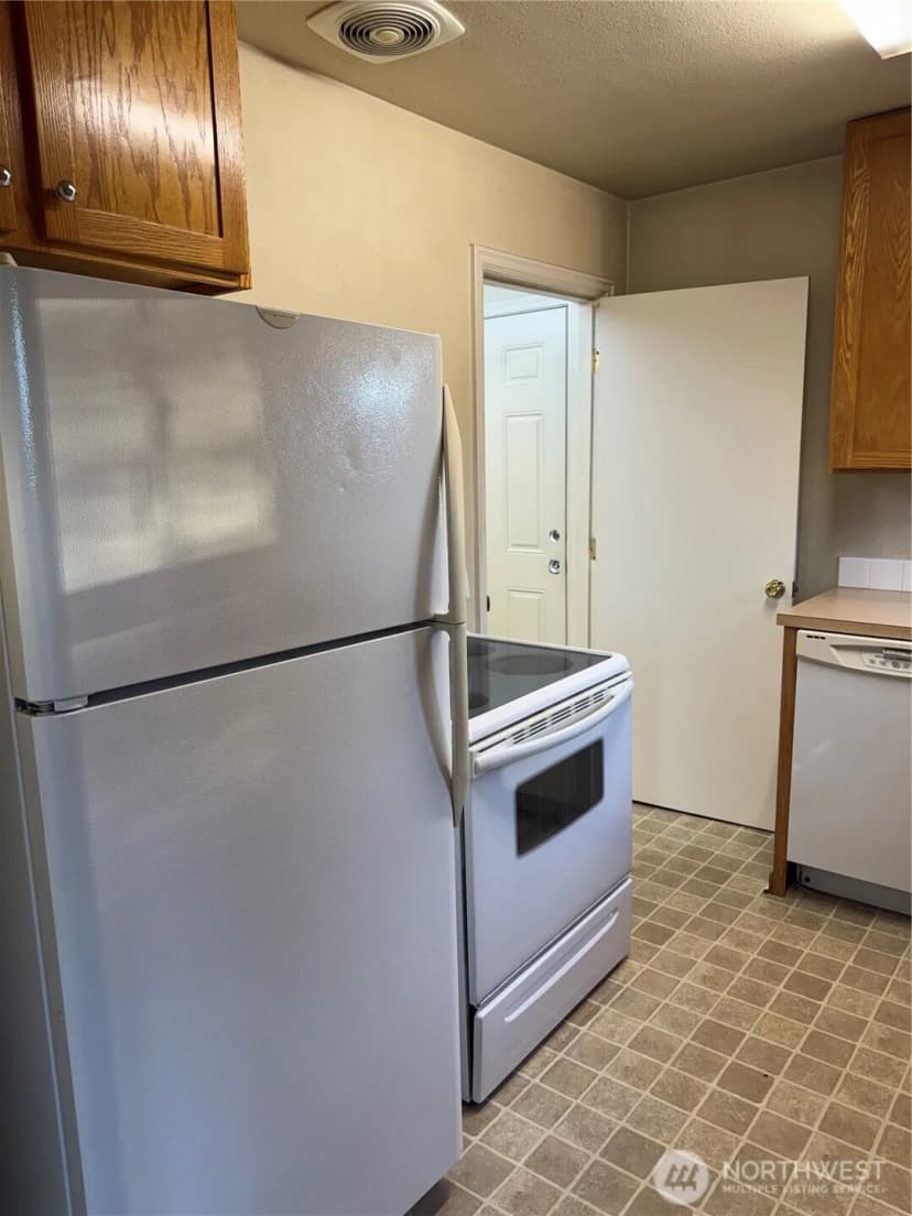 Property photo for 2933 Garfield Street, Longview photo 15