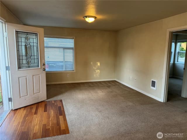 Property photo for 2933 Garfield Street, Longview photo 2