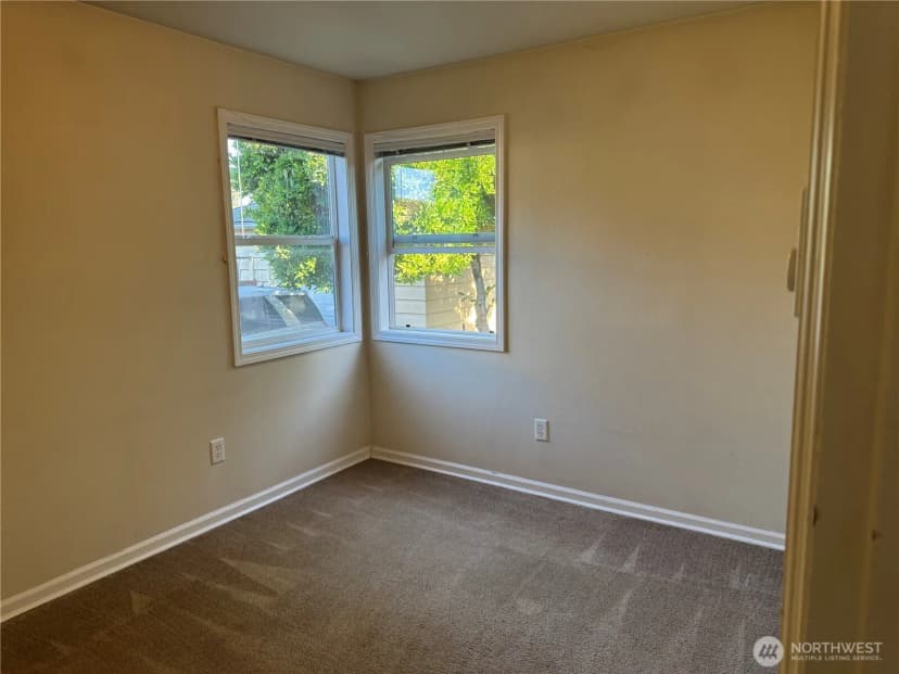 Property photo for 2933 Garfield Street, Longview photo 9