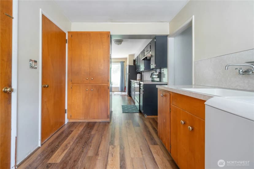 Property photo for 6418 Karjala Road, Aberdeen photo 7