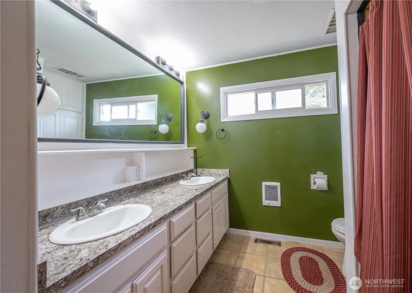 Property photo for 6418 Karjala Road, Aberdeen photo 10
