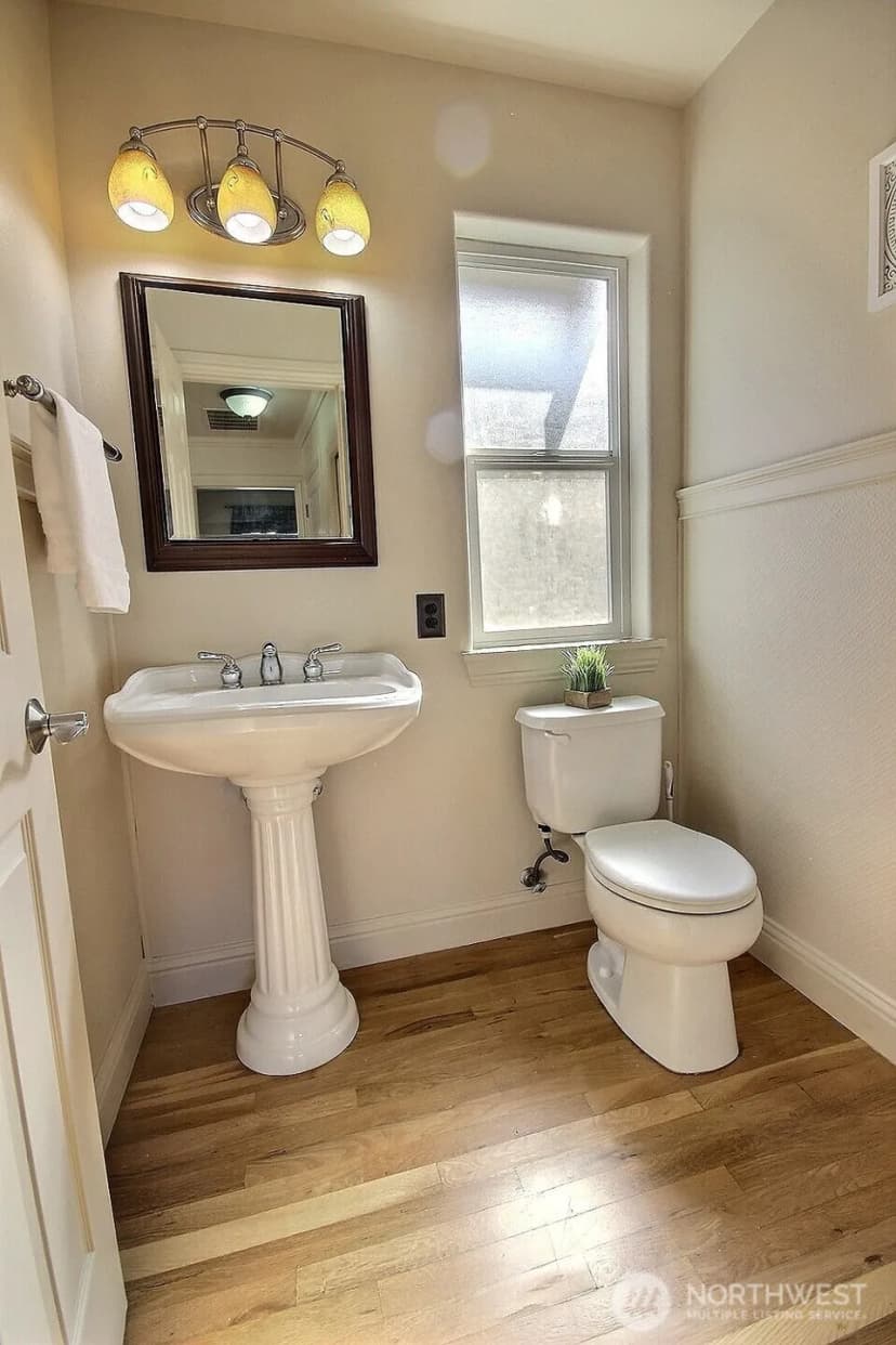Property photo for 4018 52nd Street Ne, Tacoma photo 14