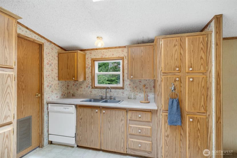 Property photo for 2825 231st Lane, Ocean Park photo 9