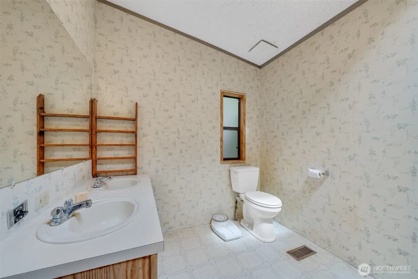 Property photo for 2825 231st Lane, Ocean Park photo 18