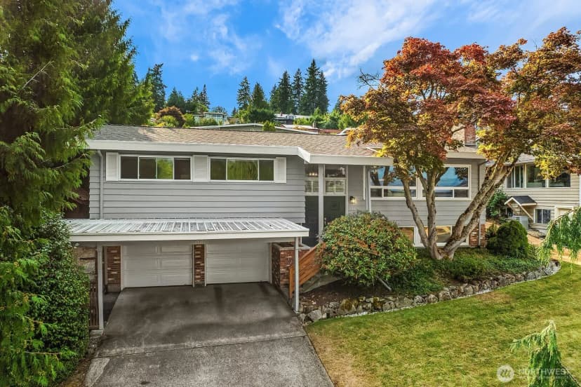 Property photo for 2665 171st Avenue Se, Bellevue photo 23