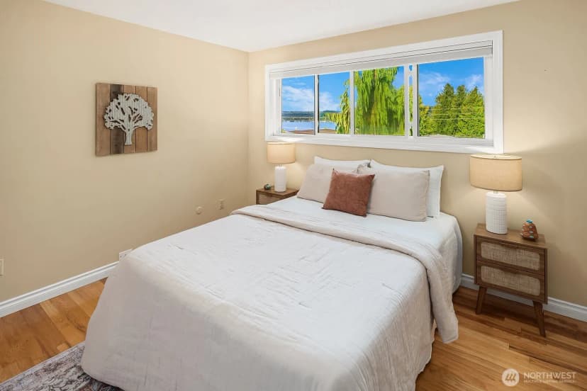 Property photo for 2665 171st Avenue Se, Bellevue photo 11