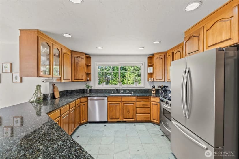 Property photo for 8121 Berry Ridge Lane Nw, Silverdale photo 12