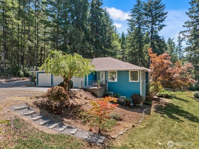 Property photo for 8121 Berry Ridge Lane Nw, Silverdale
