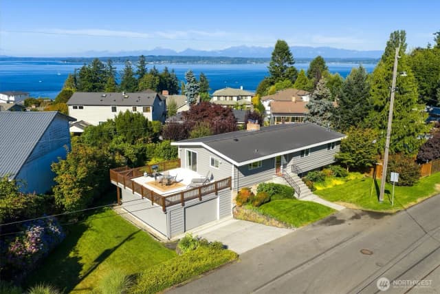 Property photo for 2301 Nw 204th Street, Shoreline