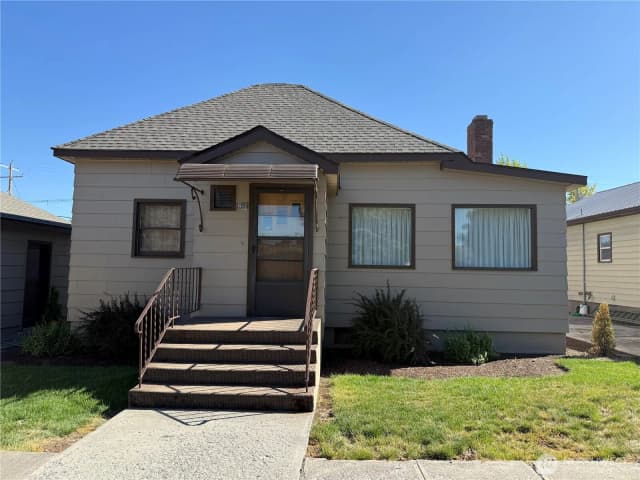 Property photo for 208 E Marjorie Avenue, Odessa