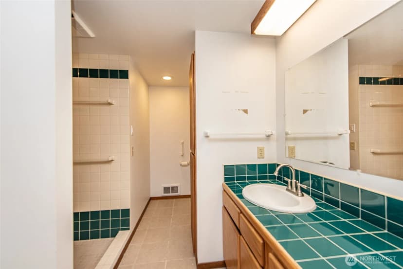 Property photo for 72 Skunk Hollow Road, Sequim photo 17