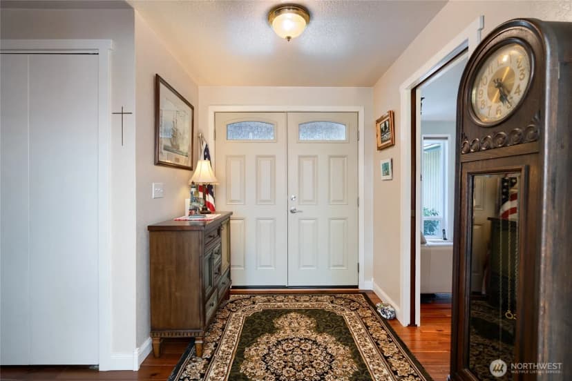 Property photo for 3902 Apache Drive, Mount Vernon photo 9