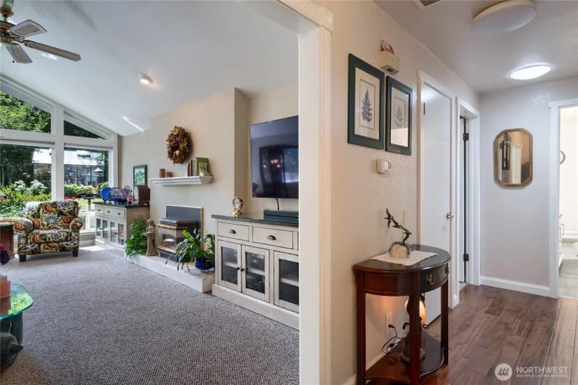 Property photo for 3902 Apache Drive, Mount Vernon photo 14
