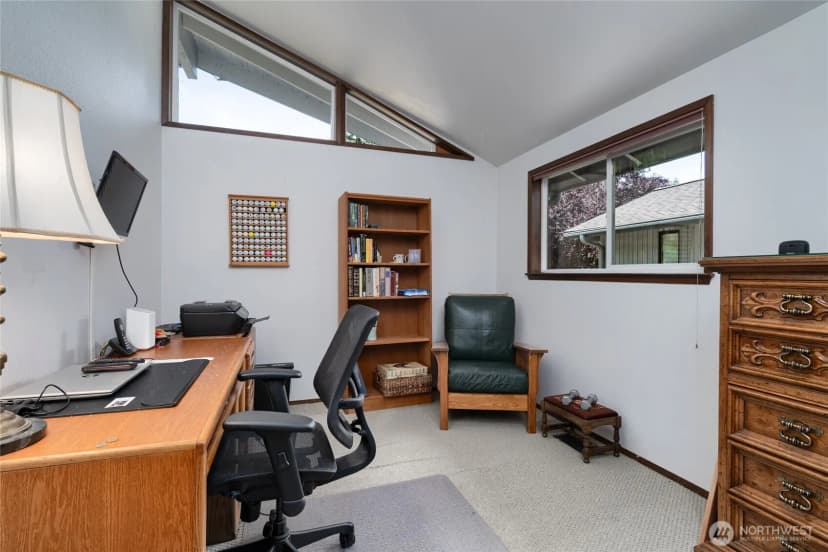 Property photo for 3902 Apache Drive, Mount Vernon photo 19