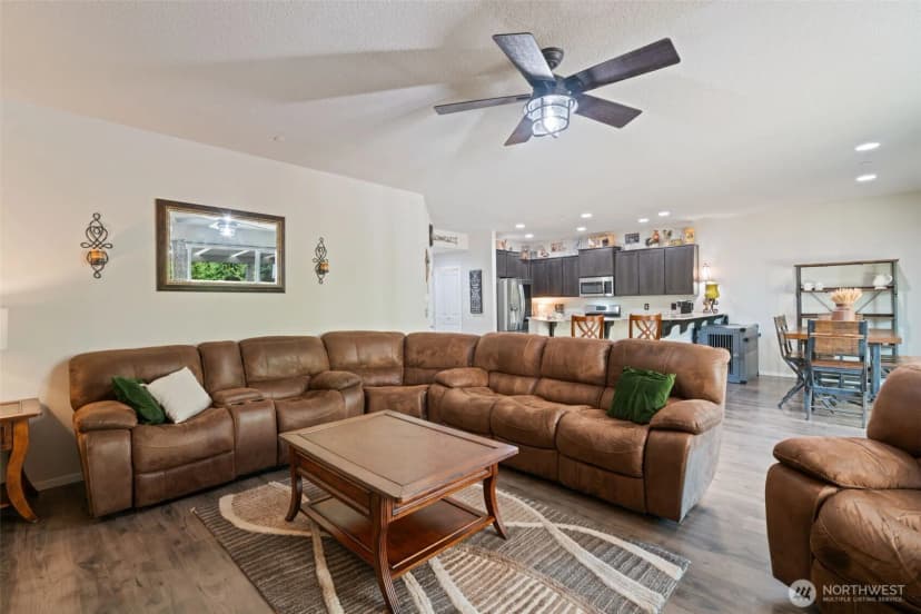 Property photo for 1707 Ne 37th Avenue, Camas photo 12