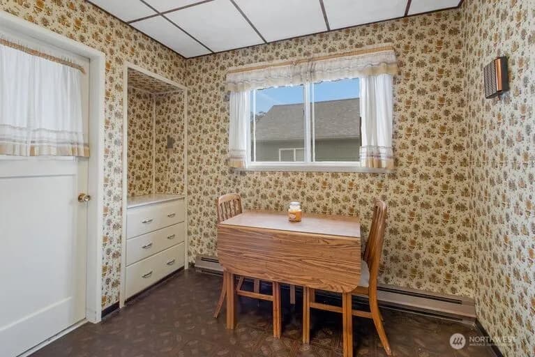 Property photo for 1920 Legion Way, Olympia photo 10