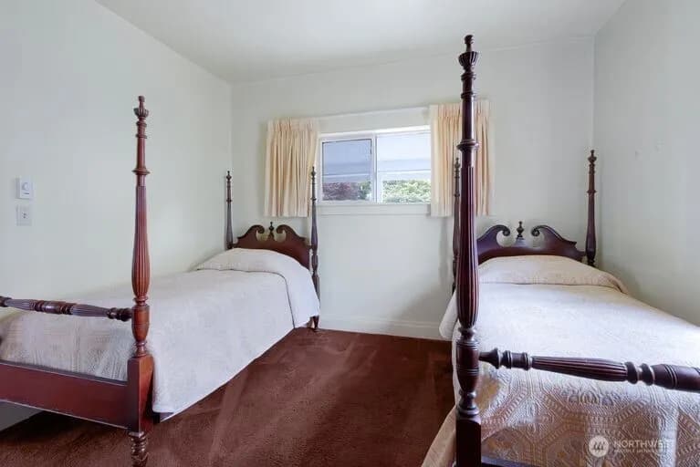 Property photo for 1920 Legion Way, Olympia photo 6