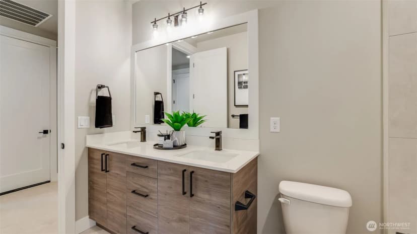 Property photo for 1574 213th Court Ne, Sammamish photo 21
