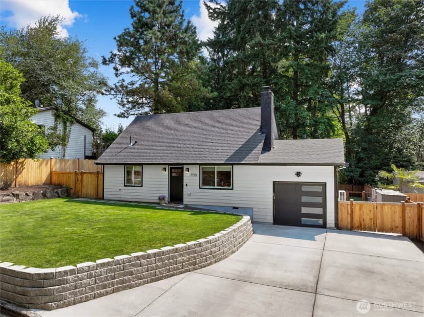 Property photo for 7725 Ne 142nd Pl, Kirkland photo 36