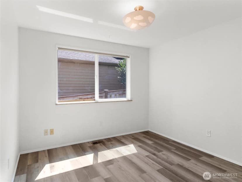 Property photo for 1822 Jonquil Lane Nw, Olympia photo 24